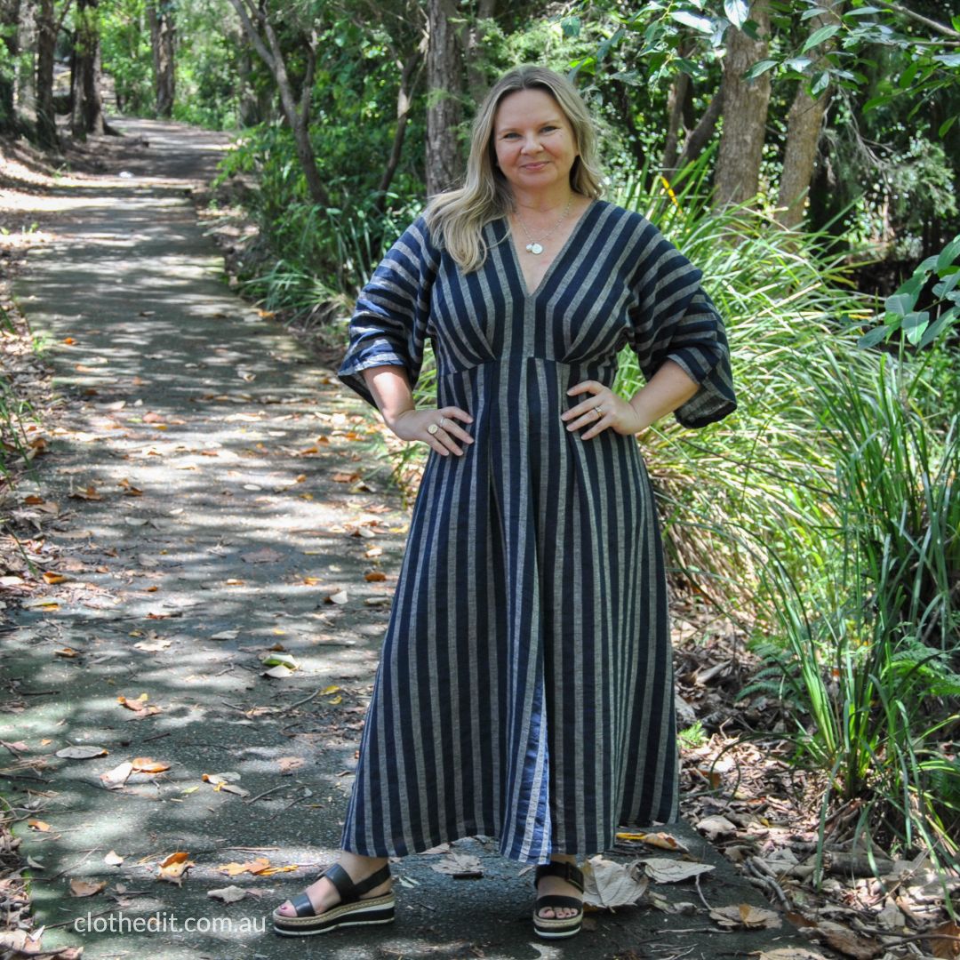 Adjusting the Neckline on Vogue V9253 (- aka V1735) – Cloth Edit